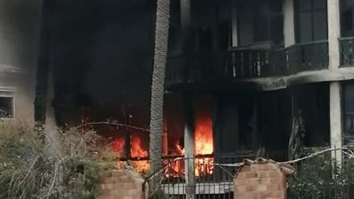 اندلاع حريق في فندق مهجور بالعريش