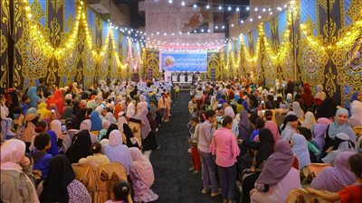 صناع الخير تكرم السيدات وبناتهن حافظات القرآن الكريم المستفيدات من مركز استدامة بالبدرشين| صور