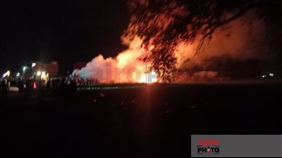 إصابة 5 أشخاص باختناق في حريق مخزن بلاستيك بكفر الشيخ