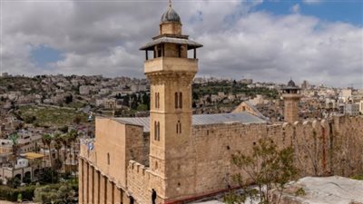 وزير الأوقاف الفلسطيني: الاحتلال يرفض تسليم الحرم الإبراهيمي للجمعة الثالثة في رمضان