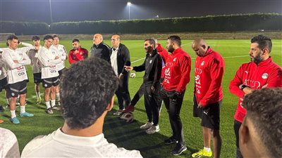 أبو حسين ونبيل يحفزان لاعبي منتخب الشباب استعدادا لودية منتخب كرواتيا الأوليمبي