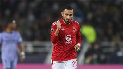 عودة علي معلول لـ قائمة الأهلي استعدادا لمواجهة بتروجيت في الدوري الممتاز