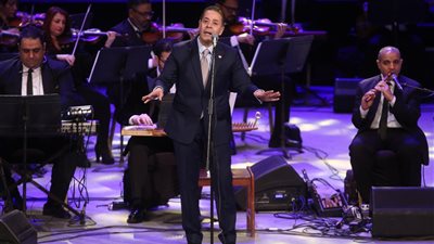 اليوم.. مدحت صالح يحيي حفلًا جماهيريًا بمهرجان القلعة للموسيقى والغناء 