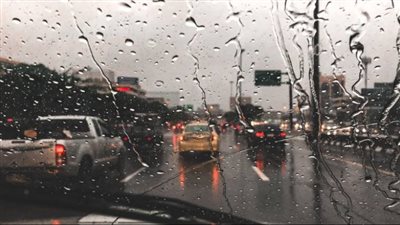 أمطار وسُحب رعدية على عدة محافظات.. والأرصاد تحذر من امتدادها لـ القاهرة