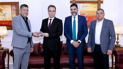 عائلة الشيخ عبد الفتاح الشعشاعي تهدي إذاعة القرآن الكريم تلاوات تذاع لأول مرة