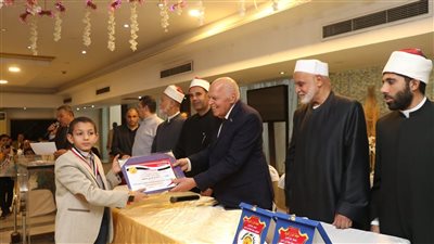 خلف الزناتي يشهد حفل تكريم حفظة القرآن الكريم من أبناء المعلمين