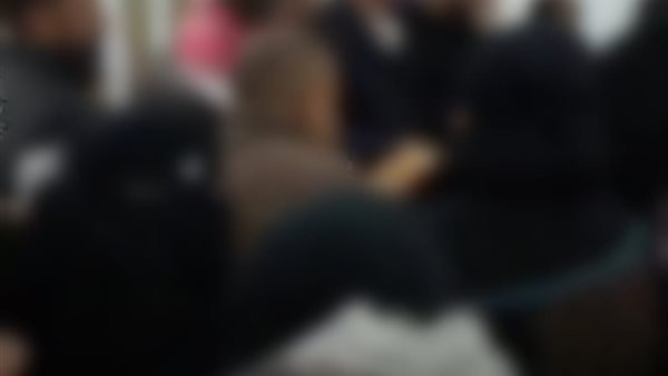 صورة من الفيديو المسيء