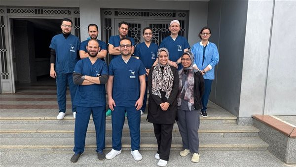 الفريق الطبي