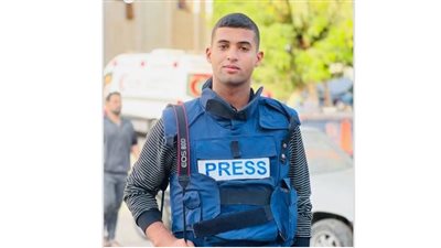 استشهاد الصحفي الفلسطيني حسام شبات في قصف إسرائيلي استهدف سيارته بغزة 