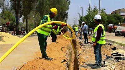 محافظ أسوان: التنسيق مع وزير البترول لتوصيل الغاز الطبيعي لخدمة أكثر من 200 ألف نسمة 