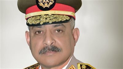 وزير الدفاع ورئيس أركان حرب القوات المسلحة يعقدان عددًا من اللقاءات الثنائية