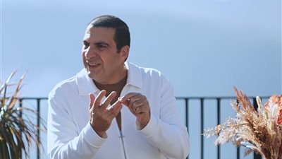 ماذا تفعل الملائكة في الأرض ليلة القدر؟.. عمرو خالد يوضح