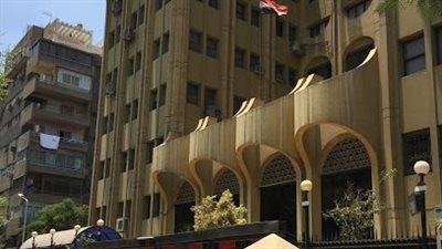 منتحل شخصية ويمثل الحوثي.. السفارة اليمنية بالقاهرة توضح حقيقة لقاء رئيس هيئة الأدوية بنظيره اليمني