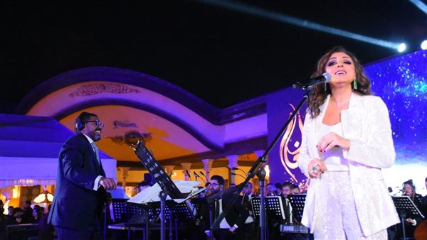 هاني فرحات يقود حفل