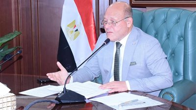 من أجل المرضى.. زيادة أعداد الأطباء المقيمين إلى 250 طبيبًا للعمل بمستشفيات سوهاج الجامعية