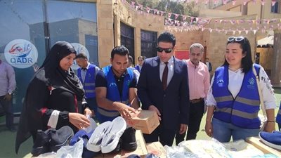 بمشاركة نائب المحافظ.. مؤسسة راعي مصر توزع ملابس العيد على الأسر الأولى بالرعاية بسوهاج