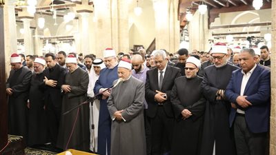 بحضور علماء وقيادات الأزهر.. تشييع جنازة الدكتور المحرصاوي من الجامع الأزهر