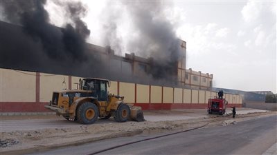 السيطرة على حريق بمصنع للنجف والكريستال في بني سويف دون إصابات