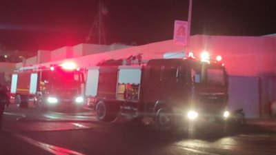 السيطرة على حريق نشب بجوار أحد الفنادق السياحية بالغردقة