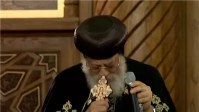 البابا تواضروس يترأس صلاة الجنازة على الأنبا باخوميوس |بث مباشر 