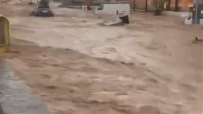 فيضانات مدمرة تضرب اليونان.. وتعليق الدراسة ببعض الجزر