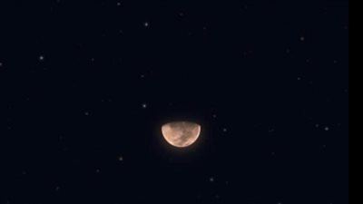 اقتران للقمر في مشهد بديع.. ظاهرة فلكية جديدة بسماء مصر الآن