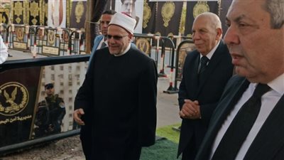 لبيب وعلام ومخيون من أبرز الحضور في عزاء الأنبا باخوميوس بمطرانية دمنهور | صور 