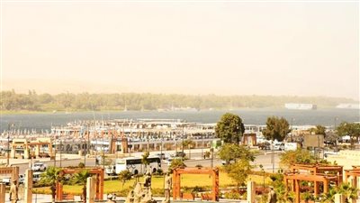 بسبب تقلبات الطقس.. غلق حركة الملاحة النهرية لحين تحسن الأحوال الجوية بأسوان