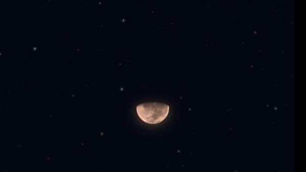 اقتران للقمر