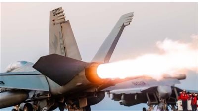  غارات أمريكية تستهدف مواقع في الحديدة ومأرب وجزيرة كمران باليمن