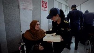 الداخلية تواصل توزيع الهدايا على المواطنين للاحتفال معهم بعيد الفطر | صور 