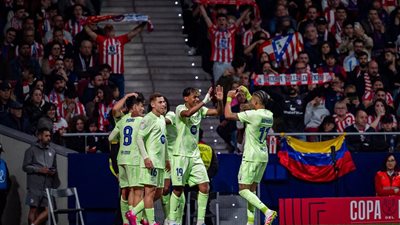 برشلونة يفوز على أتلتيكو ويواجه ريال مدريد في نهائي كأس ملك إسبانيا