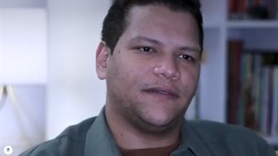 بطلوا تسألوني عليها.. أحمد عبد الحميد عن حالة ابنته الصحية: أكبر دكاترة مصر مش عارفين يشخصوا حالتها 