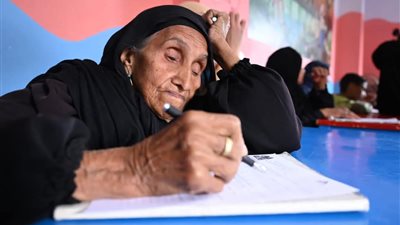 771 مليون شخص لا يقرأون عالميًا.. معلومات الوزراء: خطة استراتيجية لإعلان مصر خالية من الأمية عام 2030