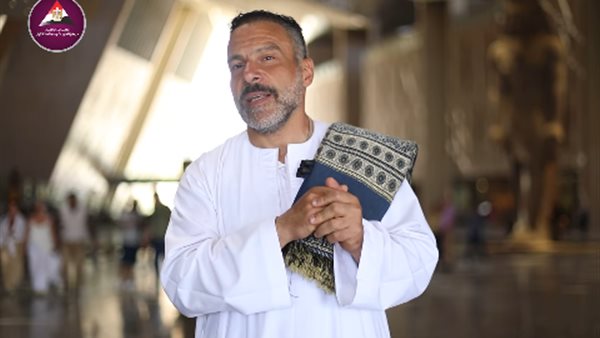  الفنان محمد خميس