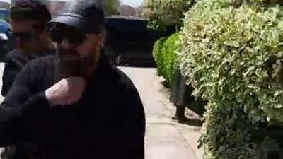 وصول جثمان زوجة نضال الشافعي إلى مسجد آل بهجت لأداء صلاة الجنازة عليها| بث مباشر 