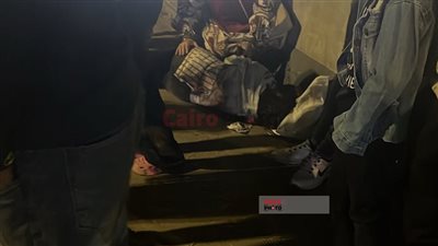 بين الحياة والموت.. إصابة فتاة ووالدتها أثناء عبورهما الطريق الدائري بالمرج