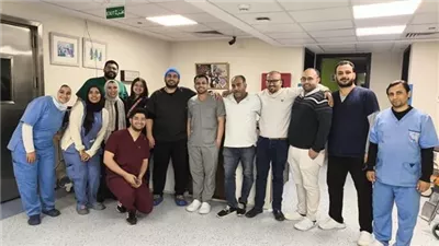 أخبار التعليم اليوم| قصر العيني يجري ولادة قيصرية لحالة حرجة بتقنيات الإيكمو