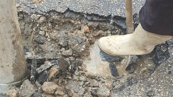 إصلاح ماسورة مياه