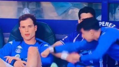 لاعب بلد الوليد يعتدي على زميله خلال مباراة خيتافي بالدوري الإسباني | فيديو