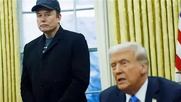 إيلون ماسك ودونالد