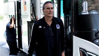 جواو موتا مدرب الهلال السابق: نتيجة الذهاب مريحة للهلال.. والأهلي سيتأهل إذا أراد ولعب على الفوز| حوار