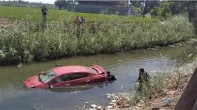 انقلبت به السيارة في الترعة.. نجاة موظف من الموت المحقق بسوهاج