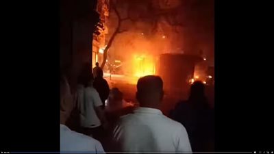 دون إصابات.. السيطرة على حريق التهم عددا من المحلات التجارية بشارع السودان