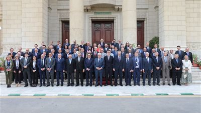 وزيرا التعليم العالي ونظيره الفرنسي يشهدان توقيع 42 بروتوكول تعاون بين الجامعات المصرية والفرنسية