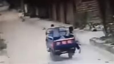 مصدر أمني: لا بلاغات حول الفيديو المتداول لسحل تروسيكل لفتاة بالإسكندرية