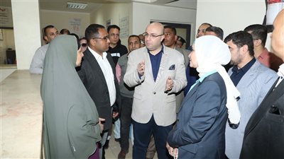 محافظ بني سويف يوجه بوضع لافتات بأسماء ومواعيد الأطباء في 207 وحدات صحية 