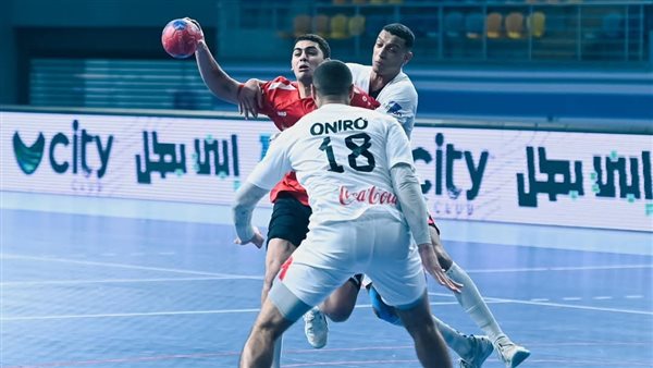 يد الأهلي والزمالك