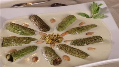 طريقة عمل شيخ المحشي للشيف أبو جوليا.. وصفة بالزبادي والأخرى بالبندورة