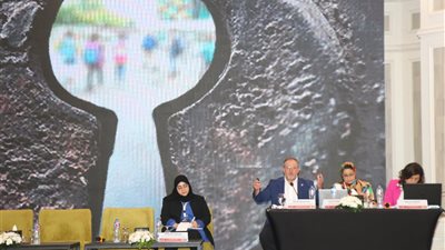 المنظمة الدولية للتربية: يجب تجنب تحول الطالب لآلة بلا مشاعر بسبب تأثير التكنولوجيا